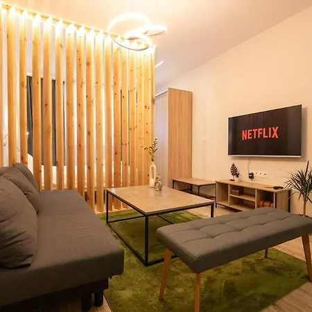 公寓 Salonica Forest Inn- One